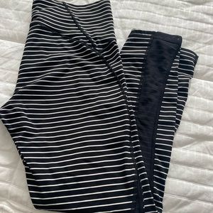 Like new Lululemon Leggings size 10